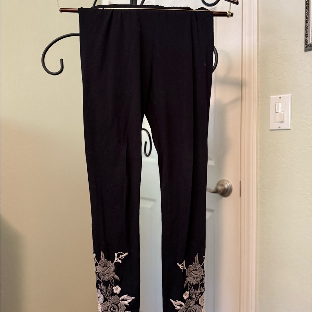 Johnny Was Black Leggings with Floral Embroidery